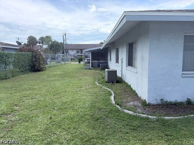 1017 SE 39 Terrace, Cape Coral, FL 33904 photo