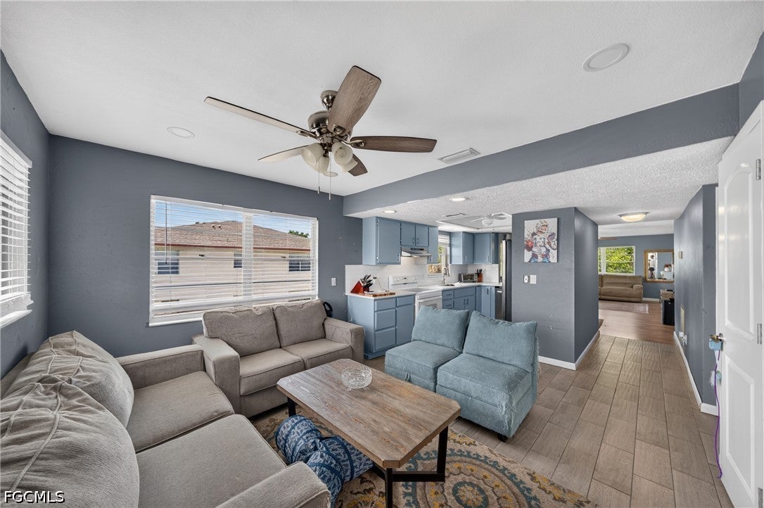4420 Santa Barbara Blvd #204, Cape Coral, FL 33914 photo