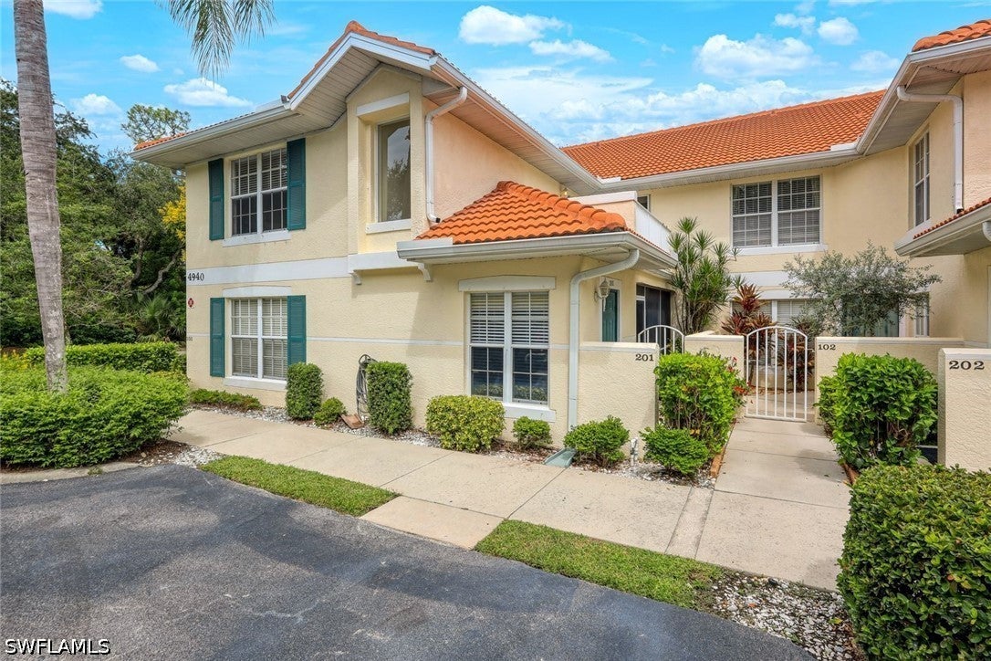 4940 Deerfield Way, Naples, FL 34110