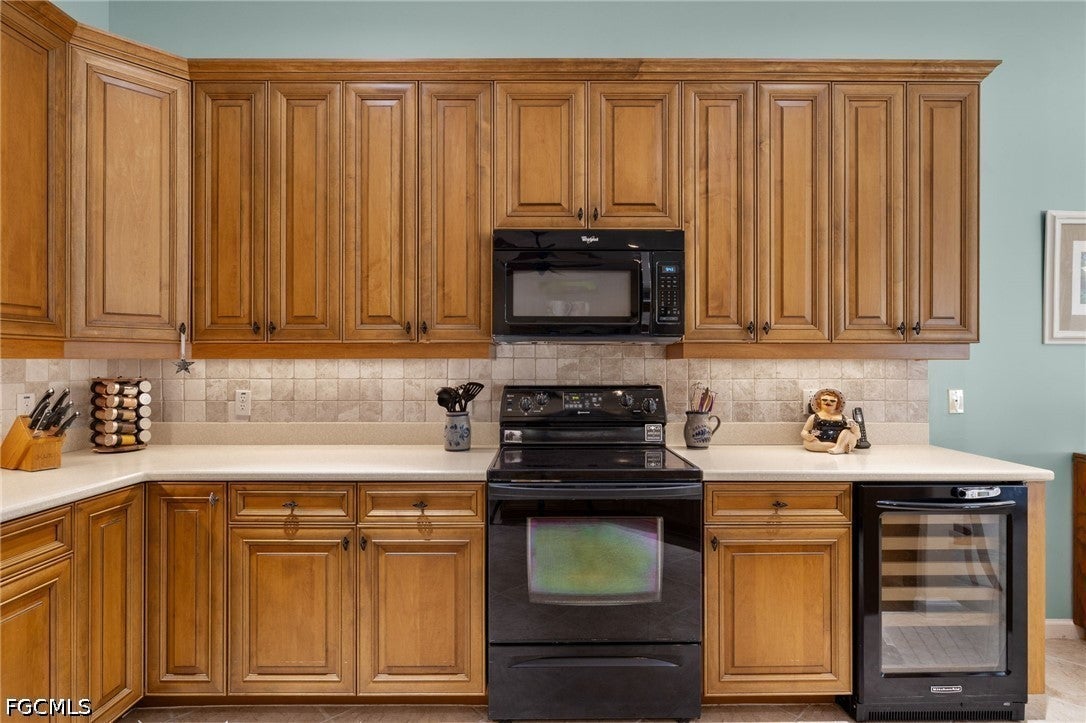 8872 King Henry Ct, Fort Myers, FL 33908 photo