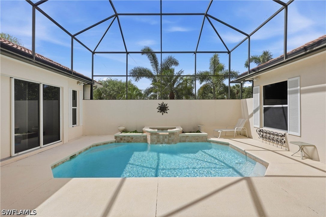 9227 Troon Lake Dr, Naples, FL 34109 photo