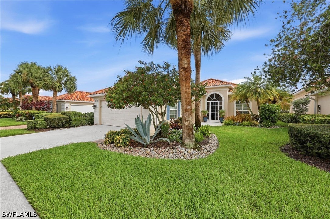 3444 Donoso Ct, Naples, FL 34109