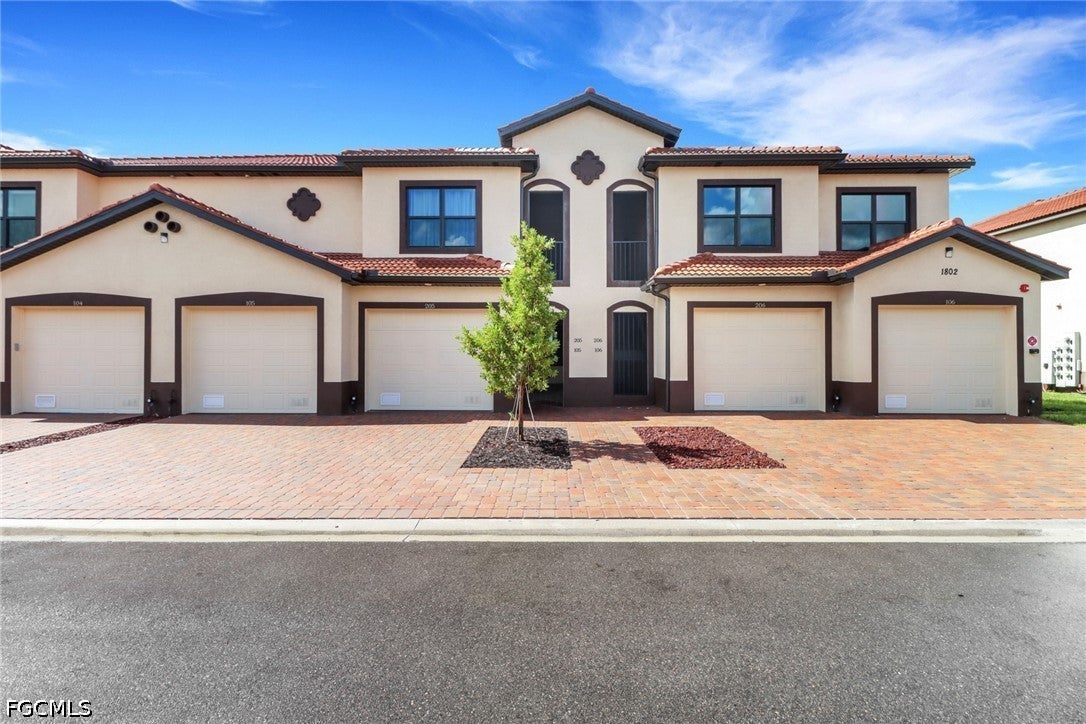 1802 Samantha Gayle Way, Cape Coral, FL 33914