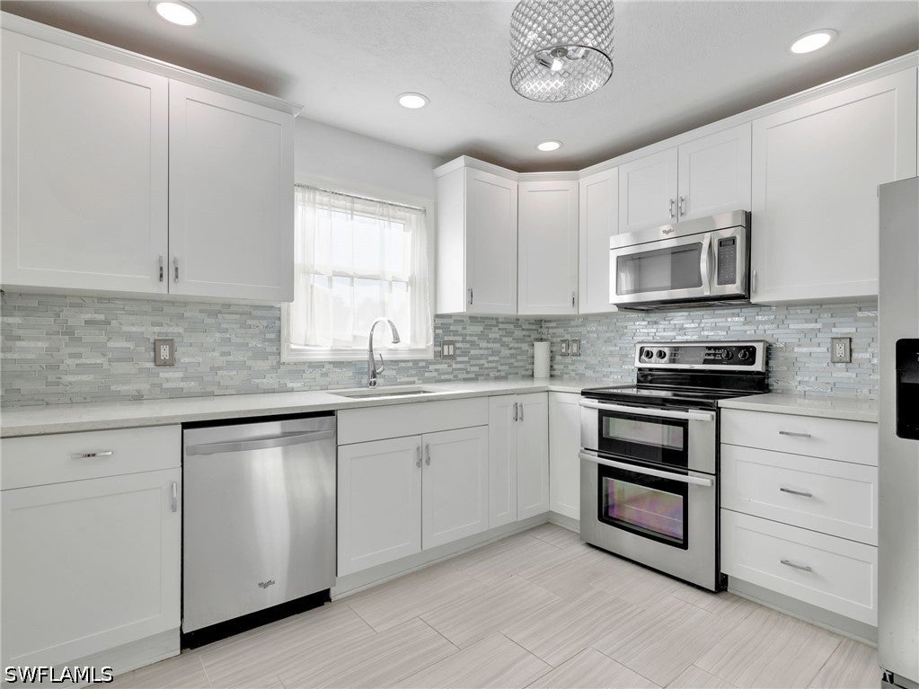 1494 Trafalgar Ln, Naples, FL 34116