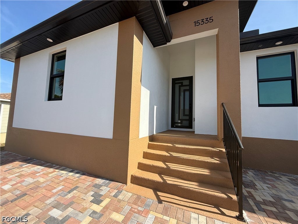 15335 Wall Drive 337, Fort Myers, FL 33908 photo