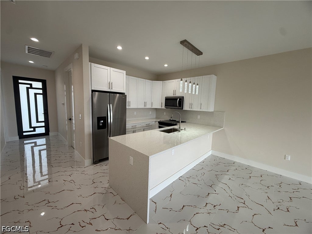 15335 Wall Drive 337, Fort Myers, FL 33908 photo