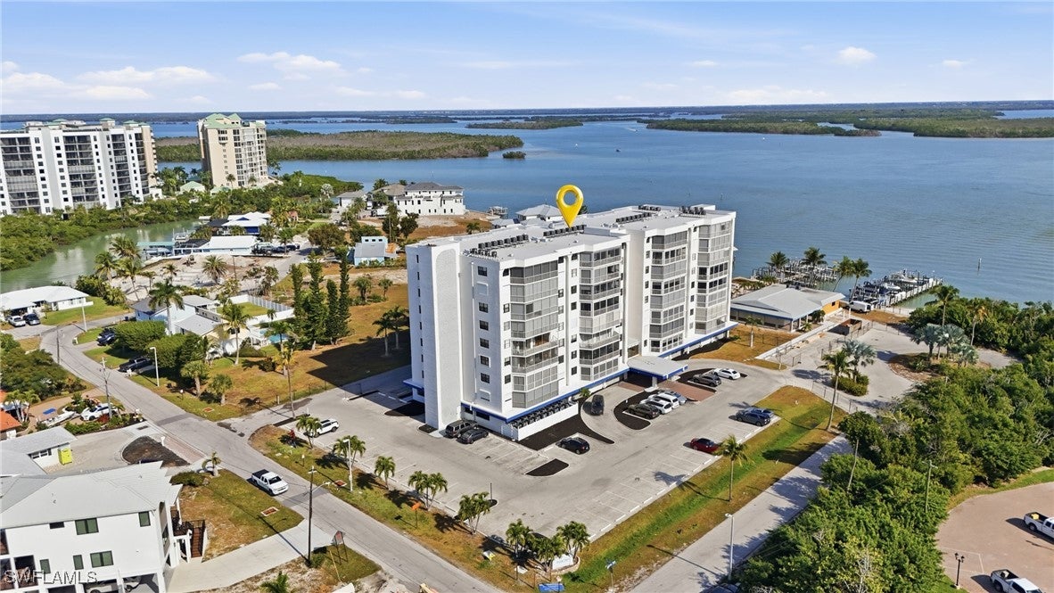 Fort Myers Beach, FL 33931