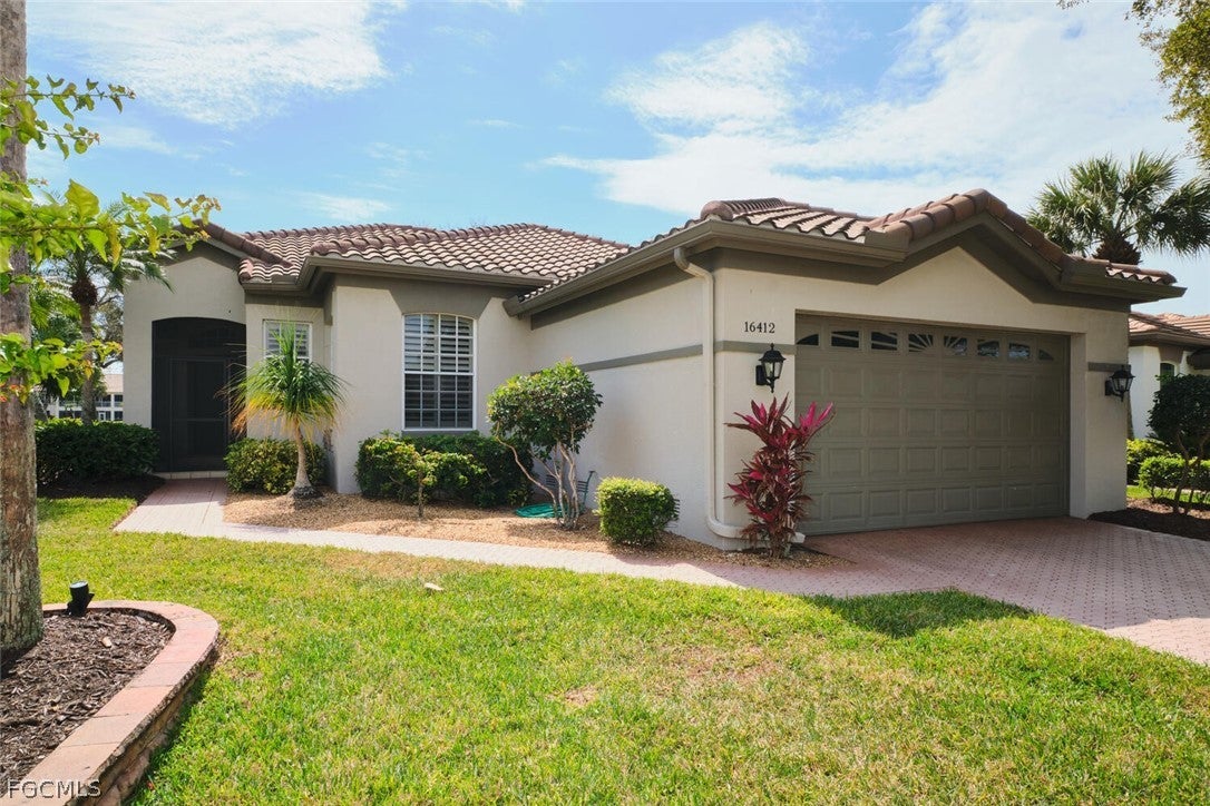 16412 Willowcrest Way, Fort Myers, FL 33908 photo