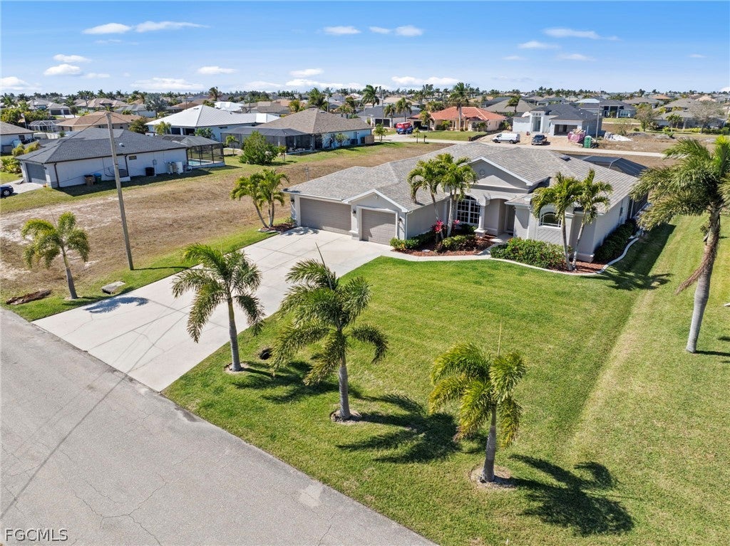 1036 NW 33 Ave, Cape Coral, FL 33993 photo