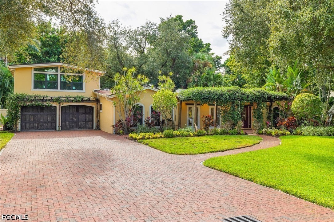 1250 Florida Ave, Fort Myers, FL 33901 photo