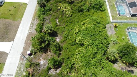  in Lehigh Acres FL 920 Norton Avenue 5.jpg
