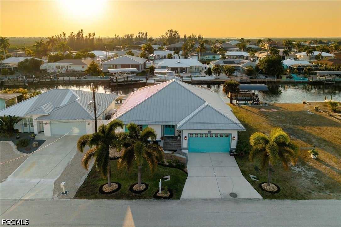 12249 Moon Shell Dr, Matlacha Isles, FL 33991 photo