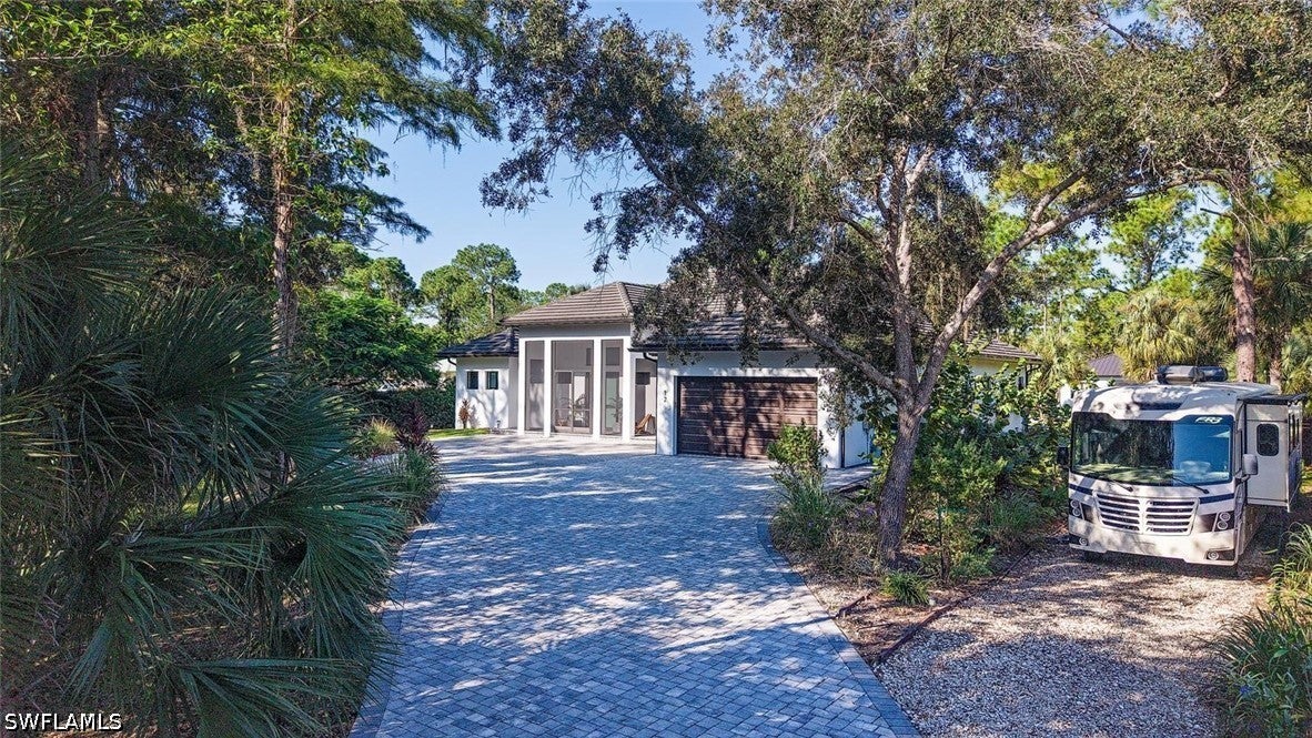 12 35 Ave, Naples, FL 34120