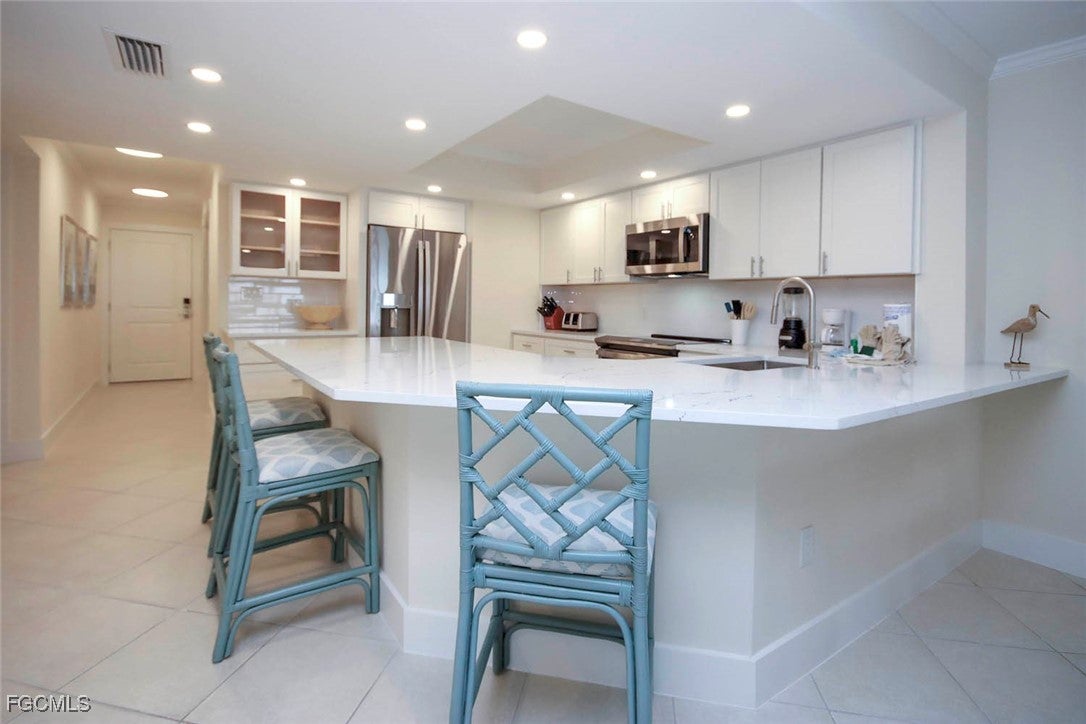 1785 Middle Gulf Dr #A 102, Sanibel, FL 33957 photo