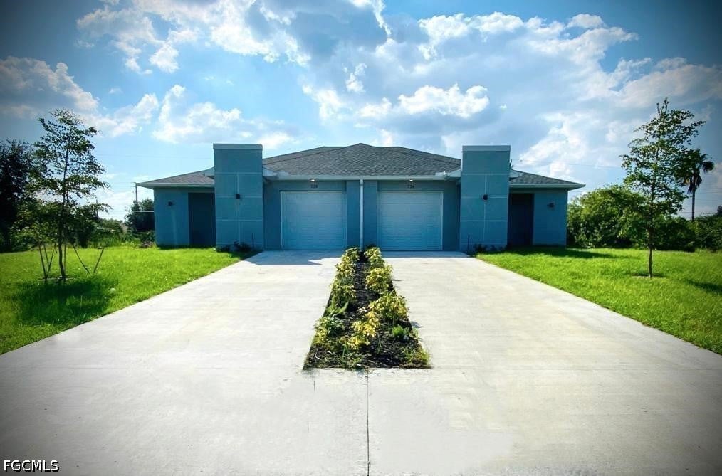 738 Gretchen Ave, Lehigh Acres, FL 33973 photo