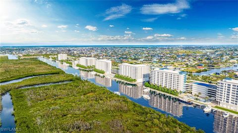 Single Family Residence in Cape Coral FL 1414 NE 6th Avenue 28.jpg
