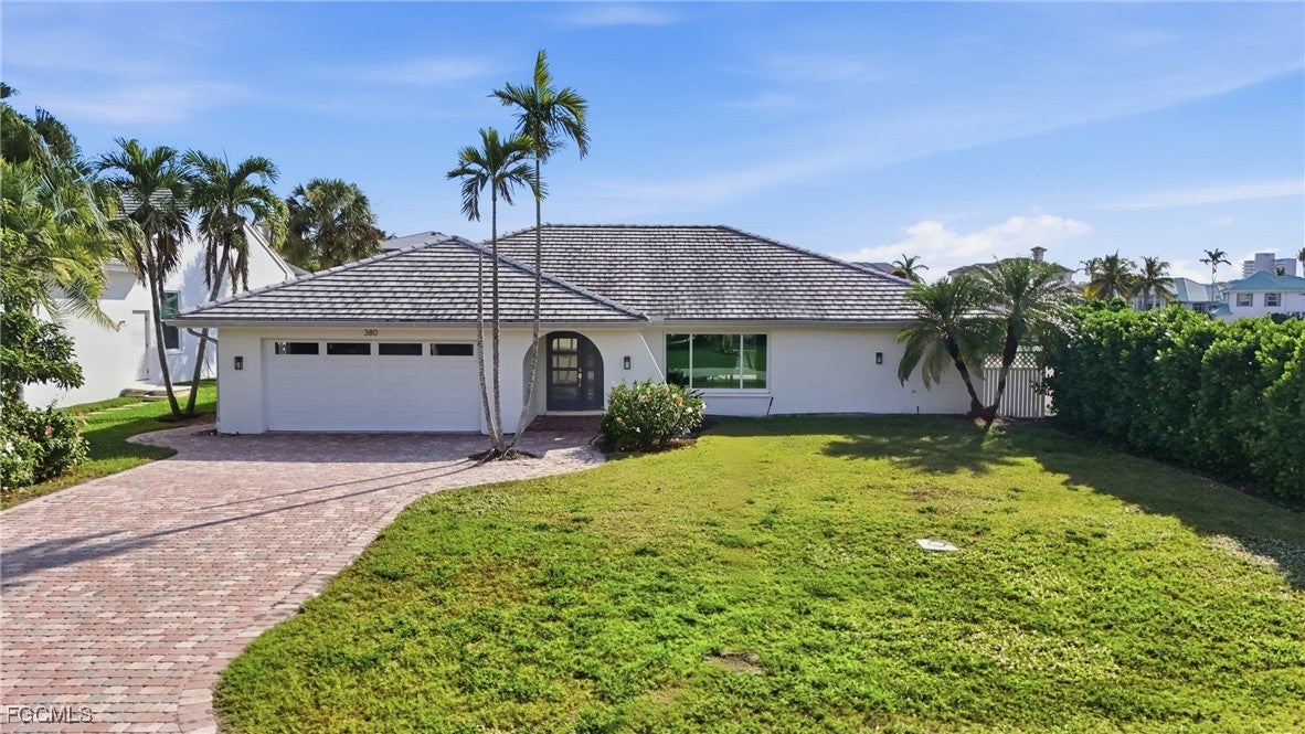 380 Conners Ave, Naples, FL 34108 photo