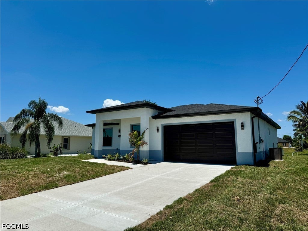 1208 NW 25 Pl, Cape Coral, FL 33993 photo