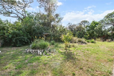 Single Family Residence in Lehigh Acres FL 201 Ivan Avenue 44.jpg