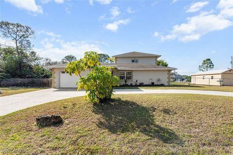Single Family Residence in Lehigh Acres FL 201 Ivan Avenue 41.jpg