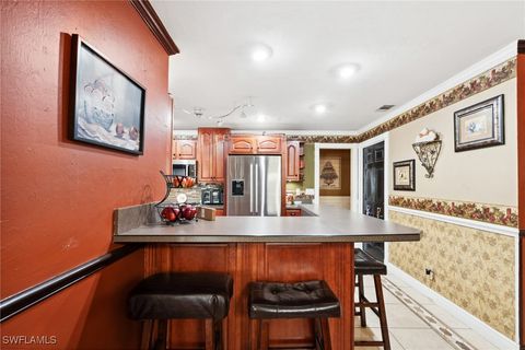 Single Family Residence in Lehigh Acres FL 201 Ivan Avenue 16.jpg