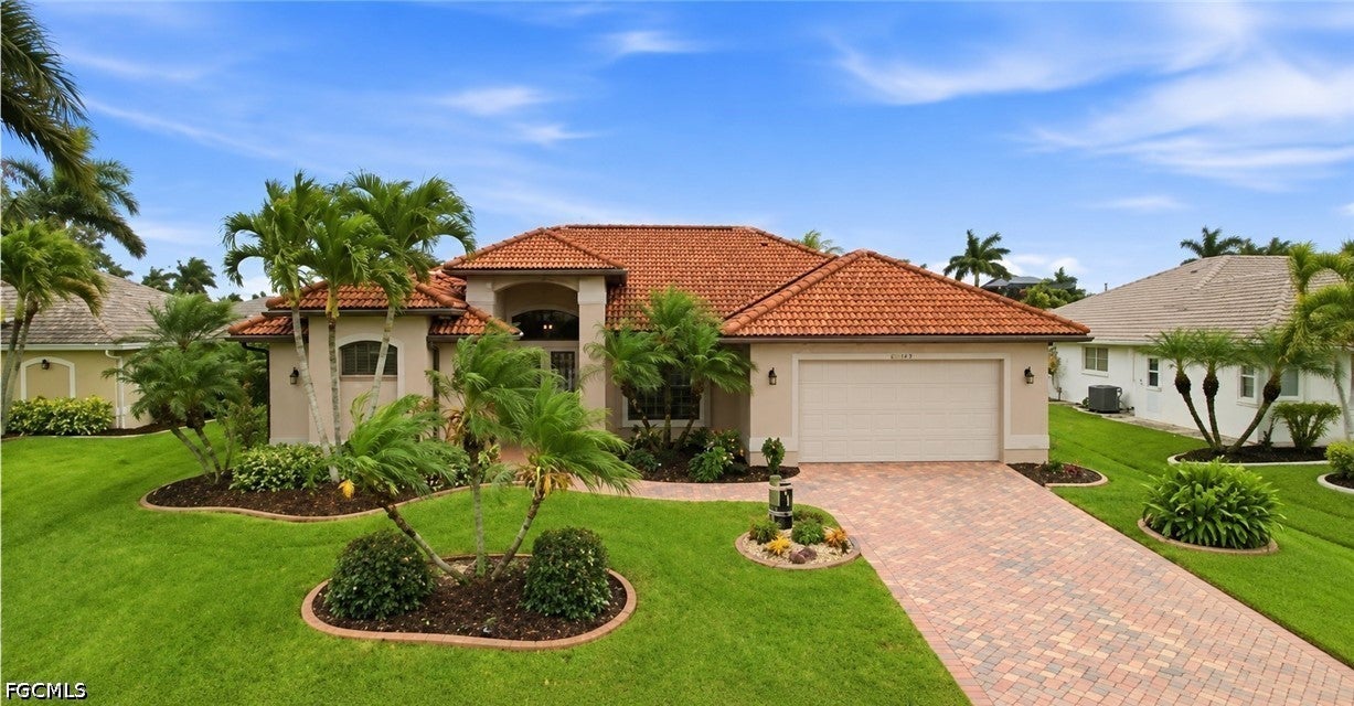 2400 SW 39 Terrace, Cape Coral, FL 33914 photo