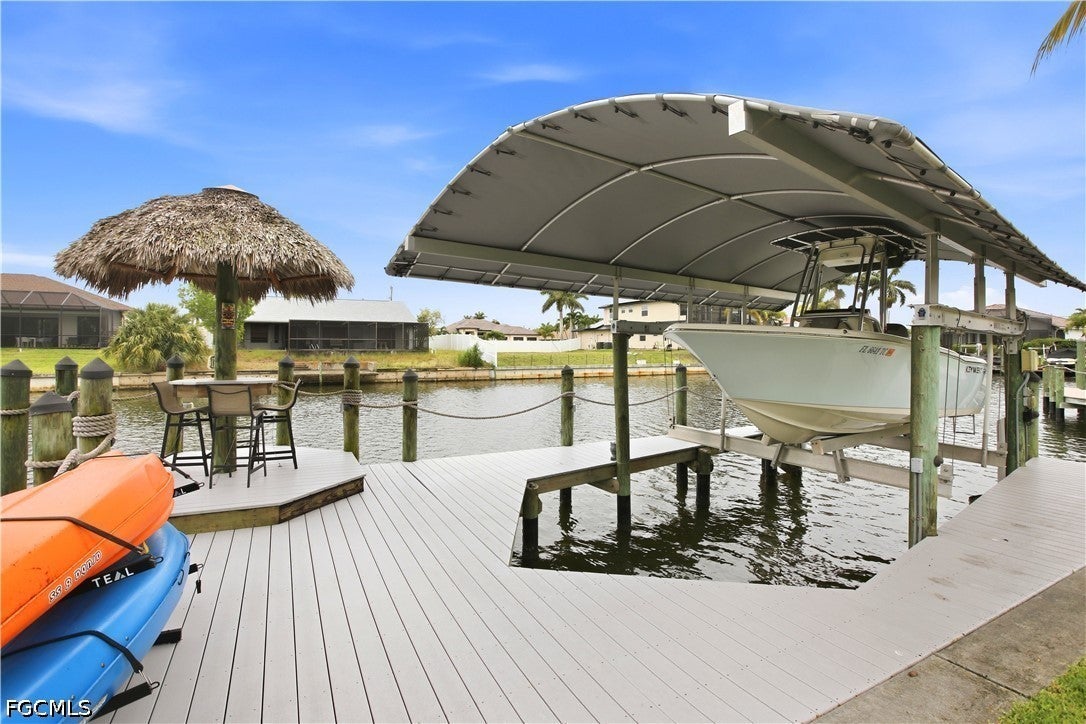 2400 SW 39 Terrace, Cape Coral, FL 33914 photo