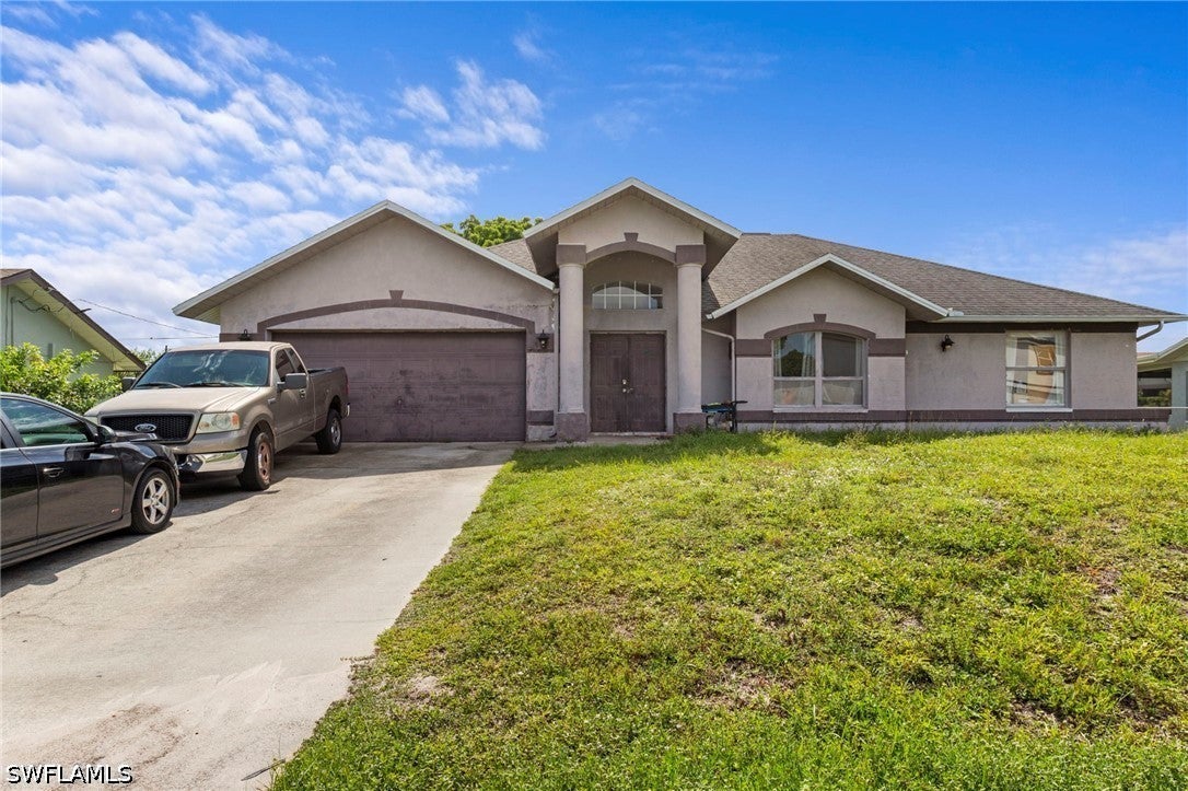 3001 1 Pl, Cape Coral, FL 33914
