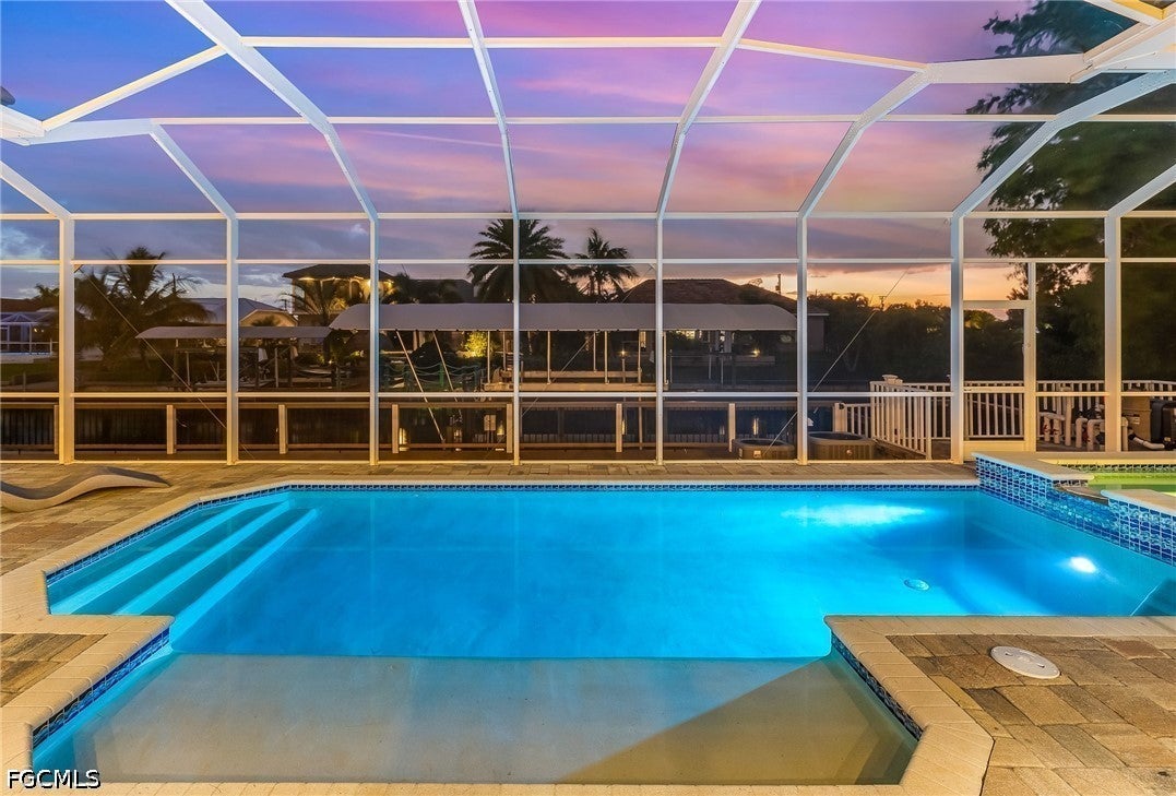 3810 SW 19 Pl, Cape Coral, FL 33914 photo
