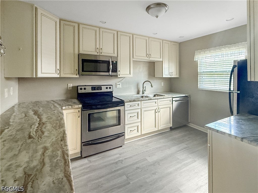 1398 Myerlee Country Club Blvd, Fort Myers, FL 33919 photo
