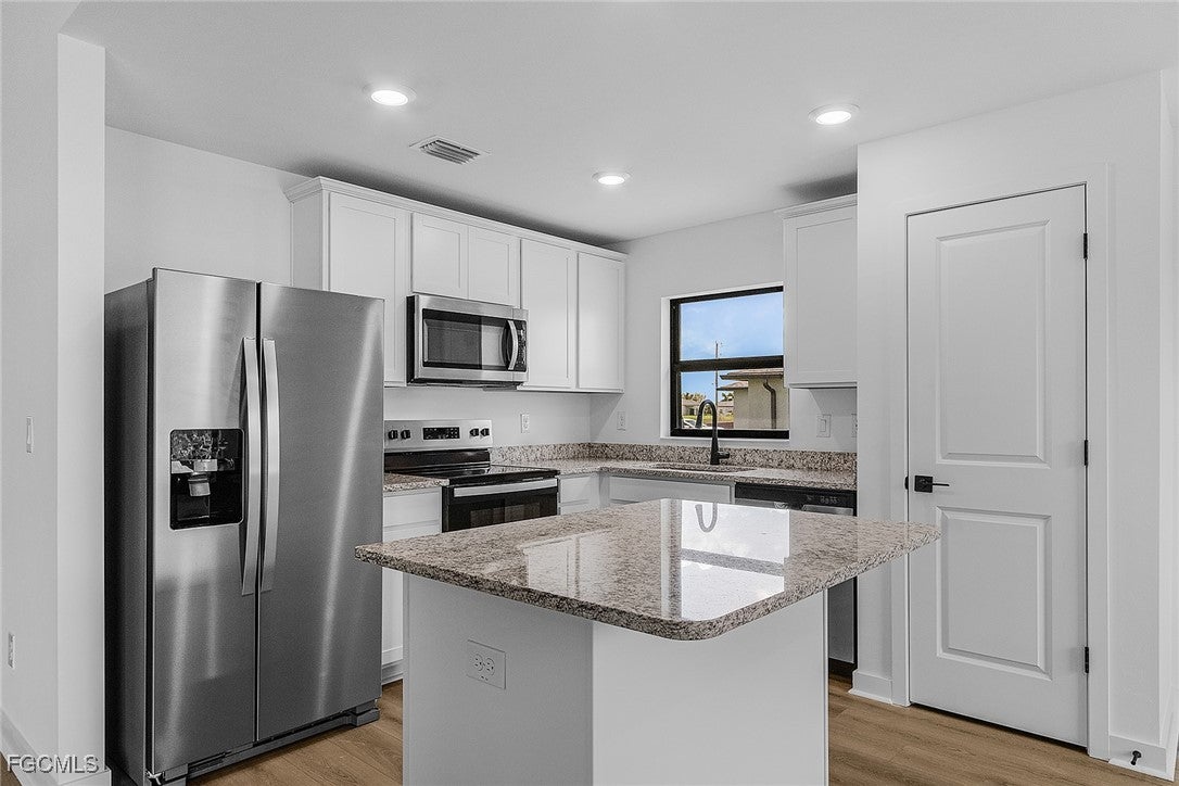 521 NW 23 St, Cape Coral, FL 33993 photo