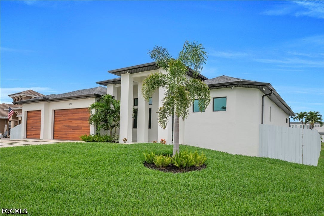 2726 SW 38 St, Cape Coral, FL 33914 photo
