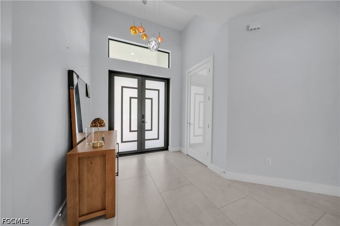 2726 SW 38 St, Cape Coral, FL 33914 photo