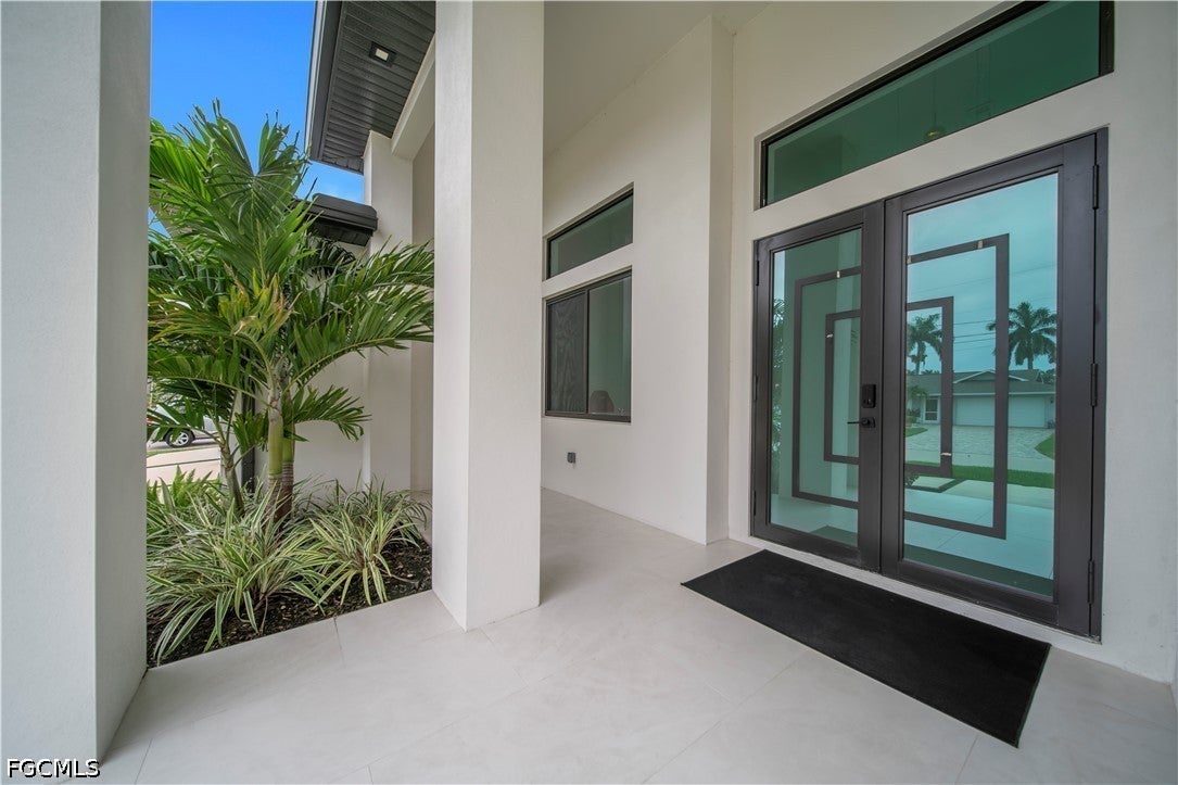 2726 SW 38 St, Cape Coral, FL 33914 photo