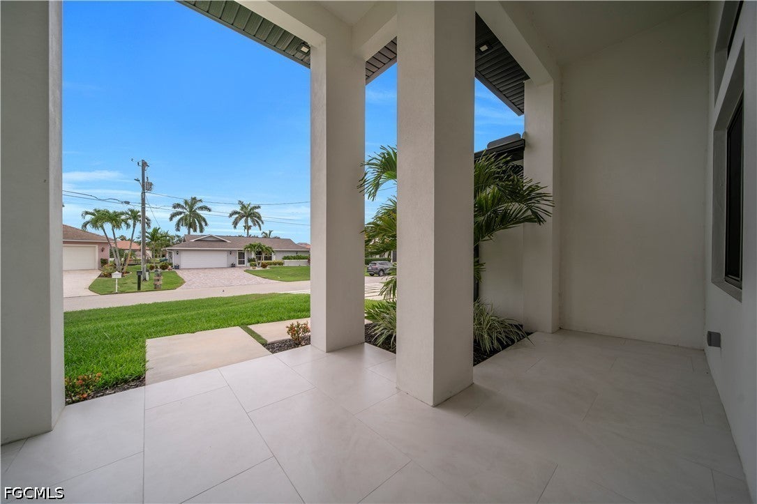 2726 SW 38 St, Cape Coral, FL 33914 photo