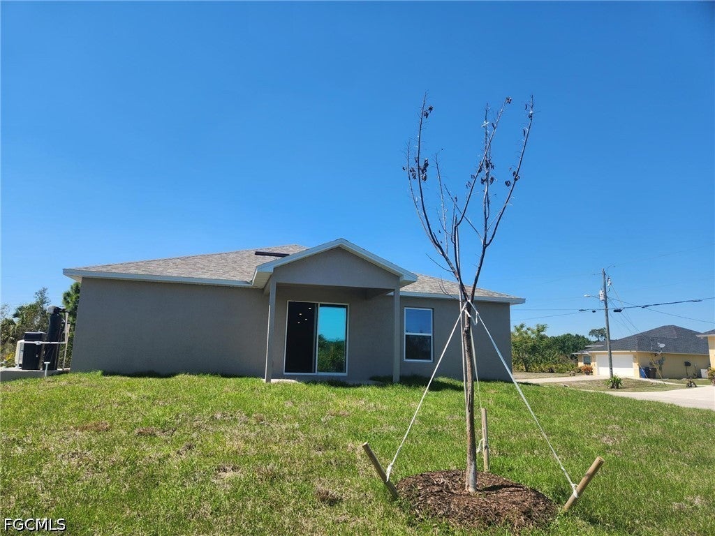 6020 Pat Ave, Lehigh Acres, FL 33971 photo