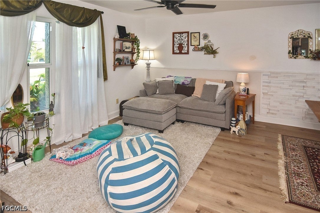 1414 SE 18 Terrace, Cape Coral, FL 33990 photo