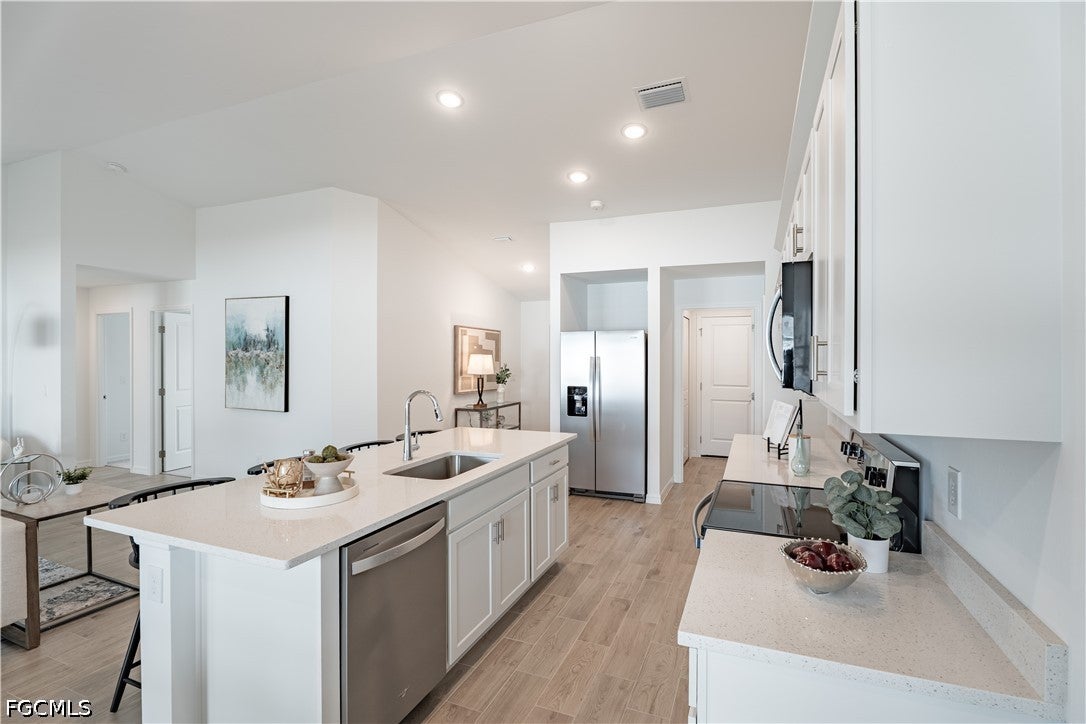8 SE 8 Pl, Cape Coral, FL 33990 photo