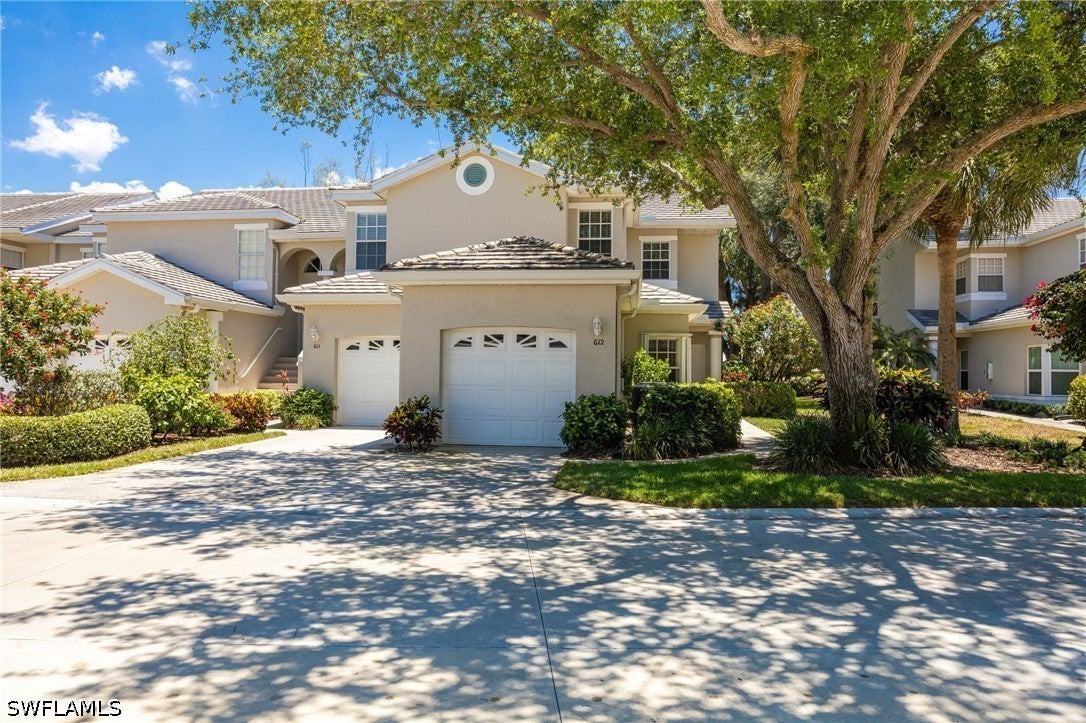 13100 Hamilton Harbor Dr, Naples, FL 34110
