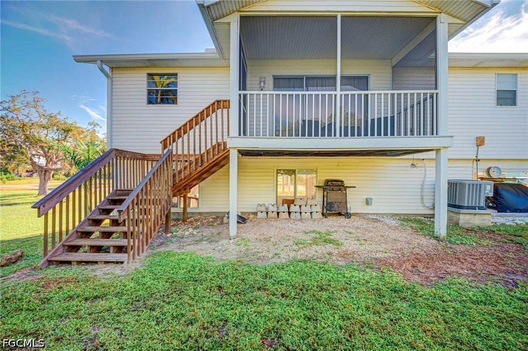 2471 Avocado St, Saint James City, FL 33956 photo