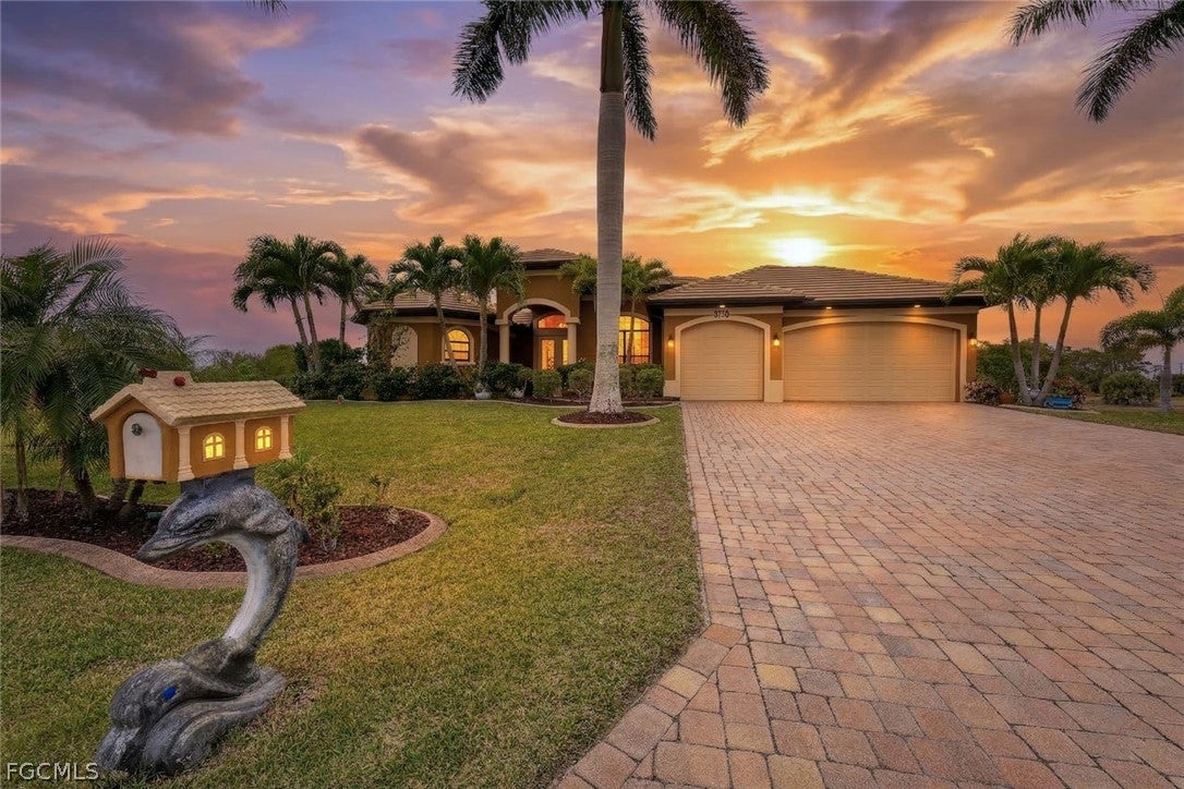 2364 39 Ave, Cape Coral, FL 33993