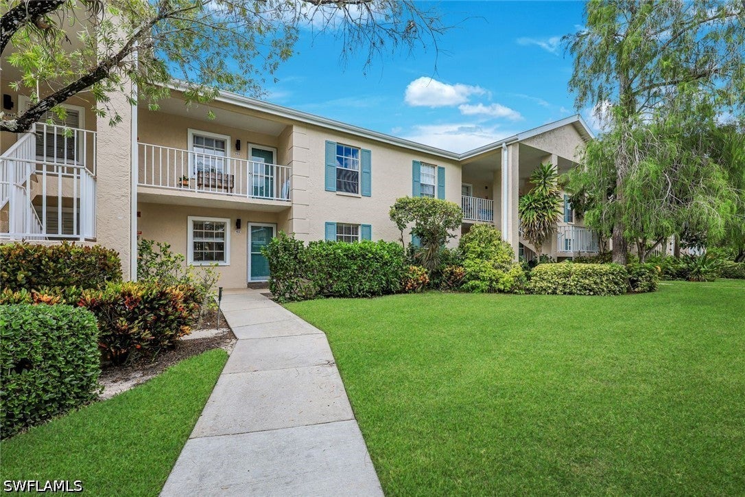 1702 Kings Lake Blvd, Naples, FL 34112