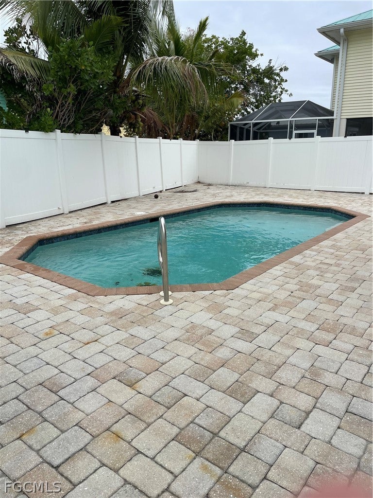 235 Miramar St, Fort Myers Beach, FL 33931 photo