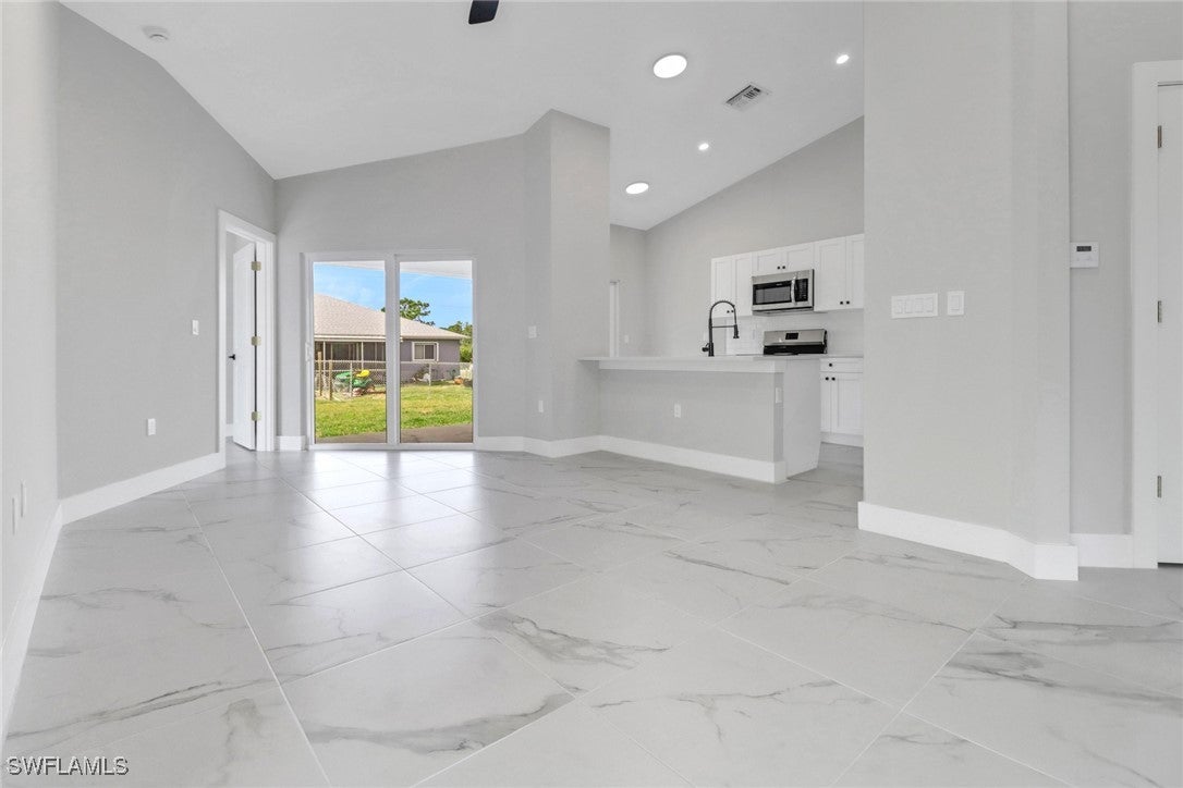 912 914 Ainsworth St, Lehigh Acres, FL 33974 photo