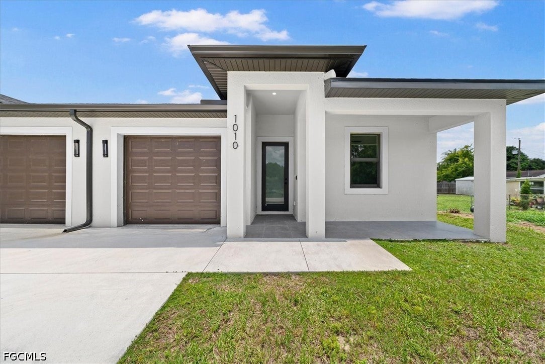 314 Naples Ave, Lehigh Acres, FL 33974 photo