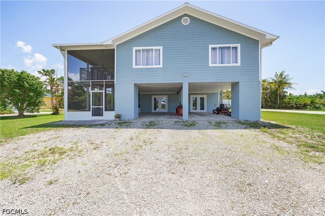 8500 Redwood Dr, Saint James City, FL 33956