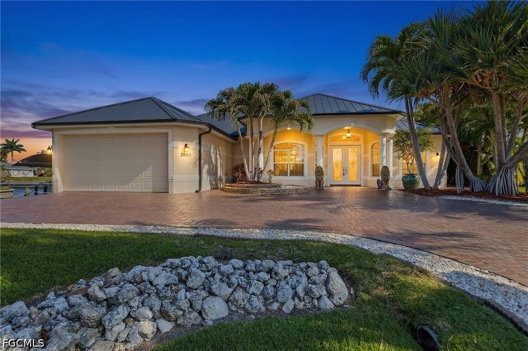 2501 SE 19 Pl, Cape Coral, FL 33904 photo
