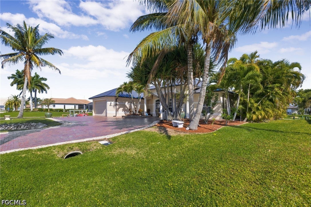 2501 SE 19 Pl, Cape Coral, FL 33904 photo