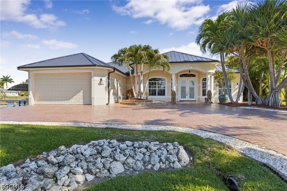 2501 SE 19 Pl, Cape Coral, FL 33904 photo