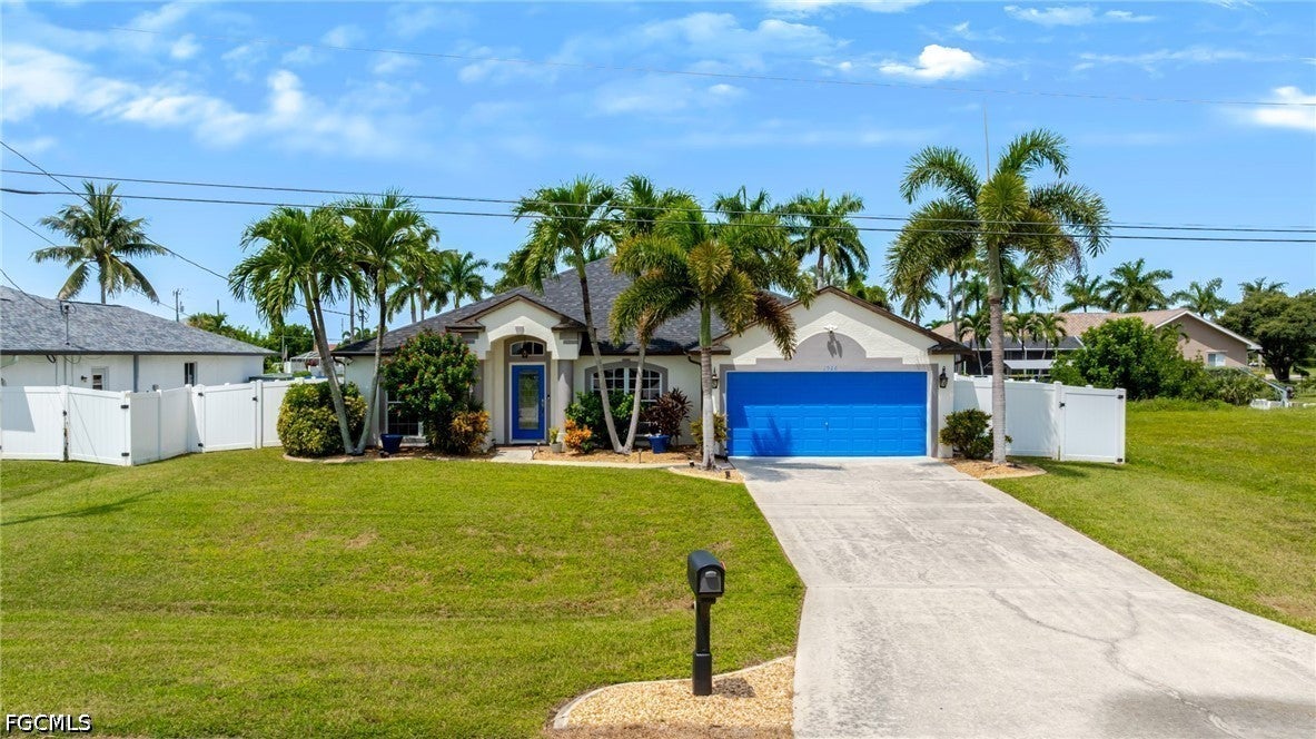 1926 SE 18 Ave, Cape Coral, FL 33990 photo